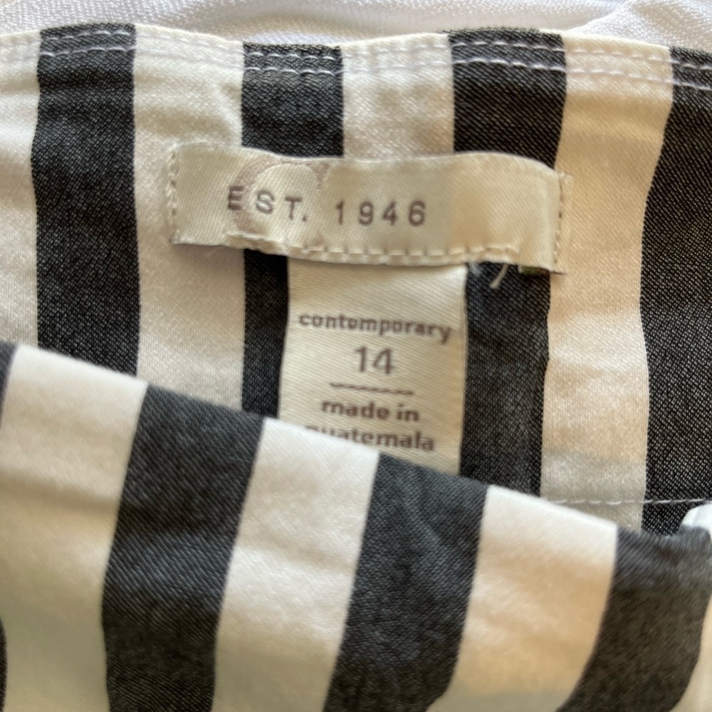 Striped Capris - Picture 2 of 4